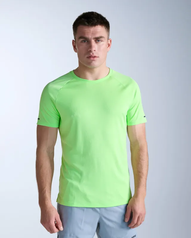 2xu-aero-tee-uomo-verde-chiaro image 1