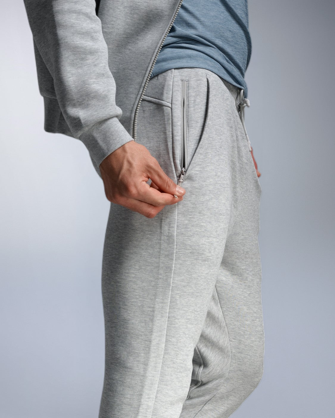 2xu-commute-smooth-spacer-trackpants-pantaloni-tuta-uomo-regular-fit image 3
