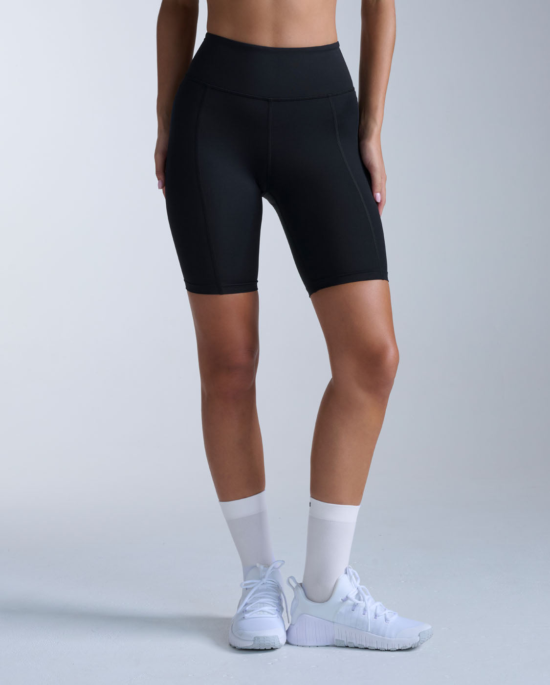 2xu-core-hi-rise-compression-7-inch-shorts-donna-nero image 1