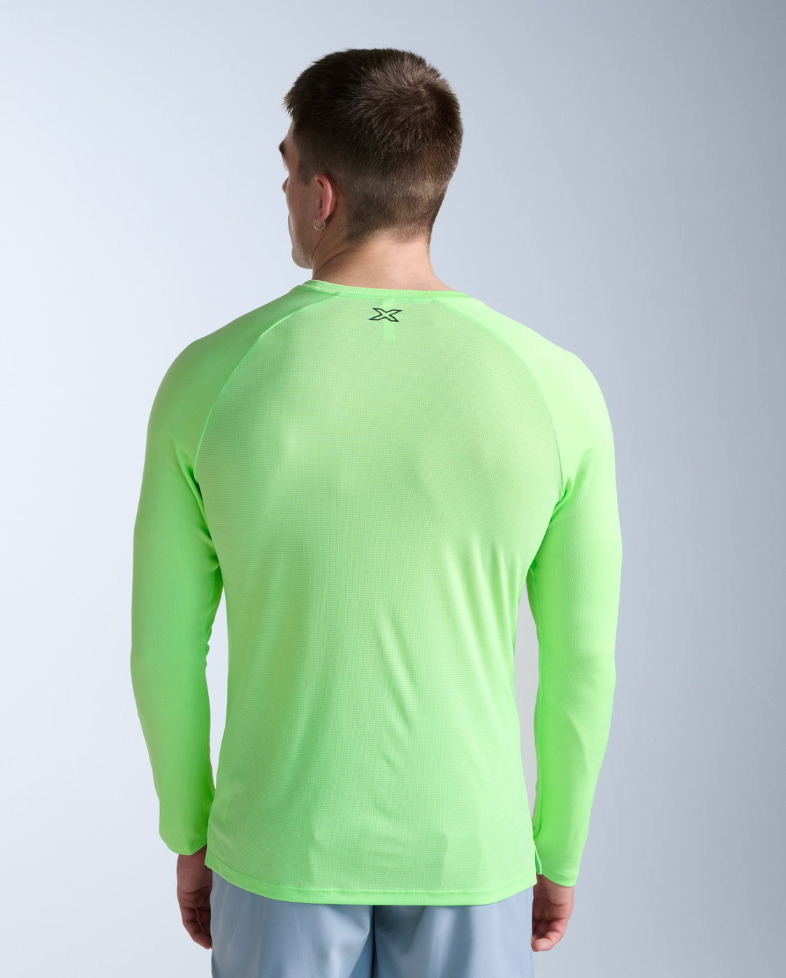 2xu-aero-long-sleeve-maglia-running-uomo-manica-lunga image 5