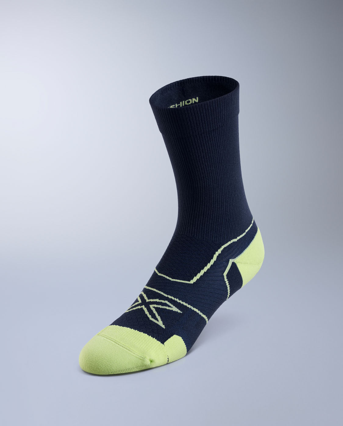 2xu-vectr-cushion-crew-socks-calze-running image 1