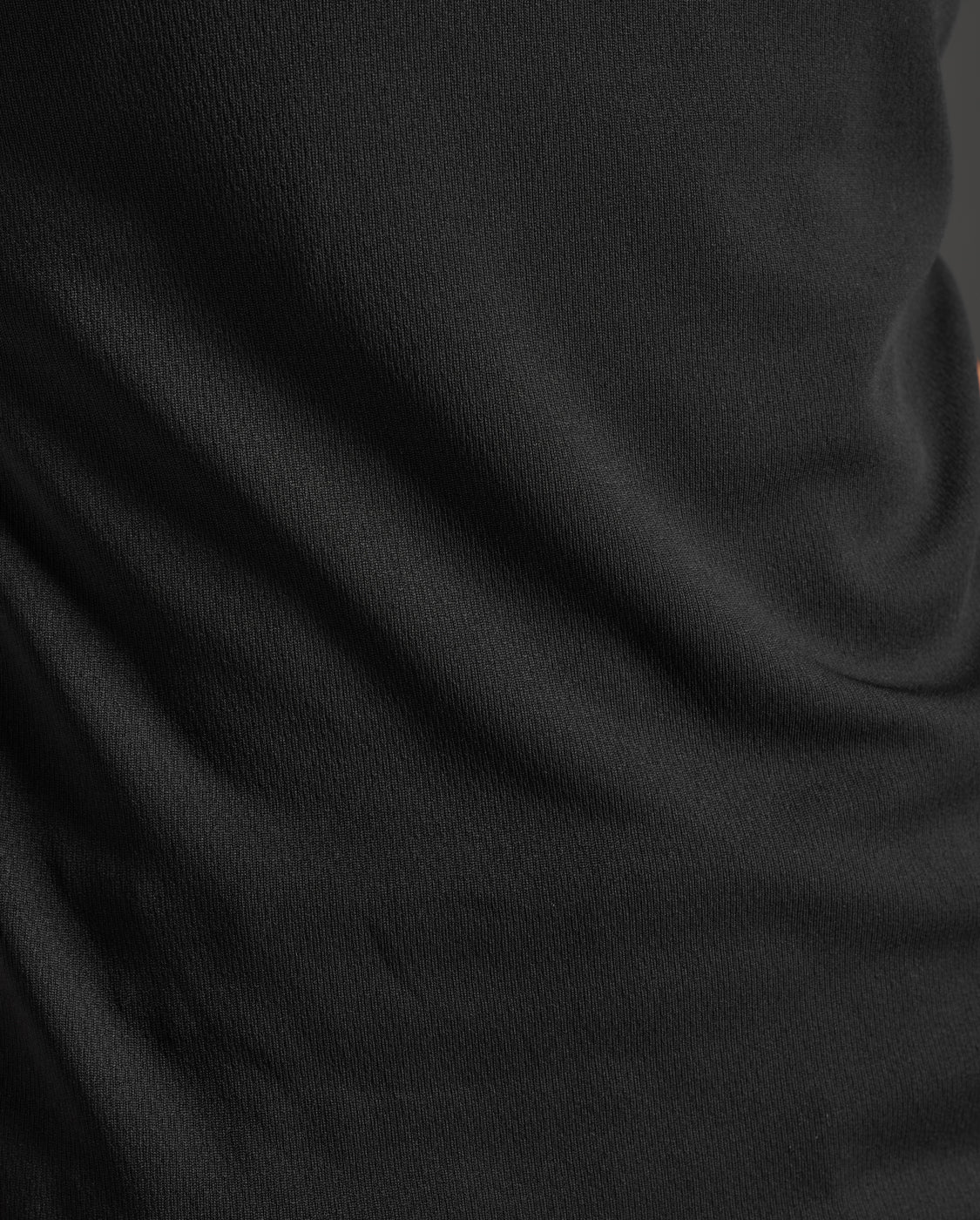 2xu-aspire-polo-donna-nera-polo-tecnica-traspirante image 6