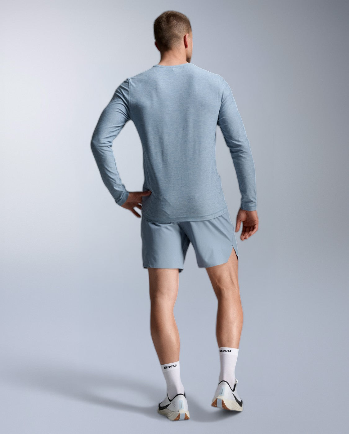 2xu-signature-long-sleeve-maglia-manica-lunga-uomo-blu image 8