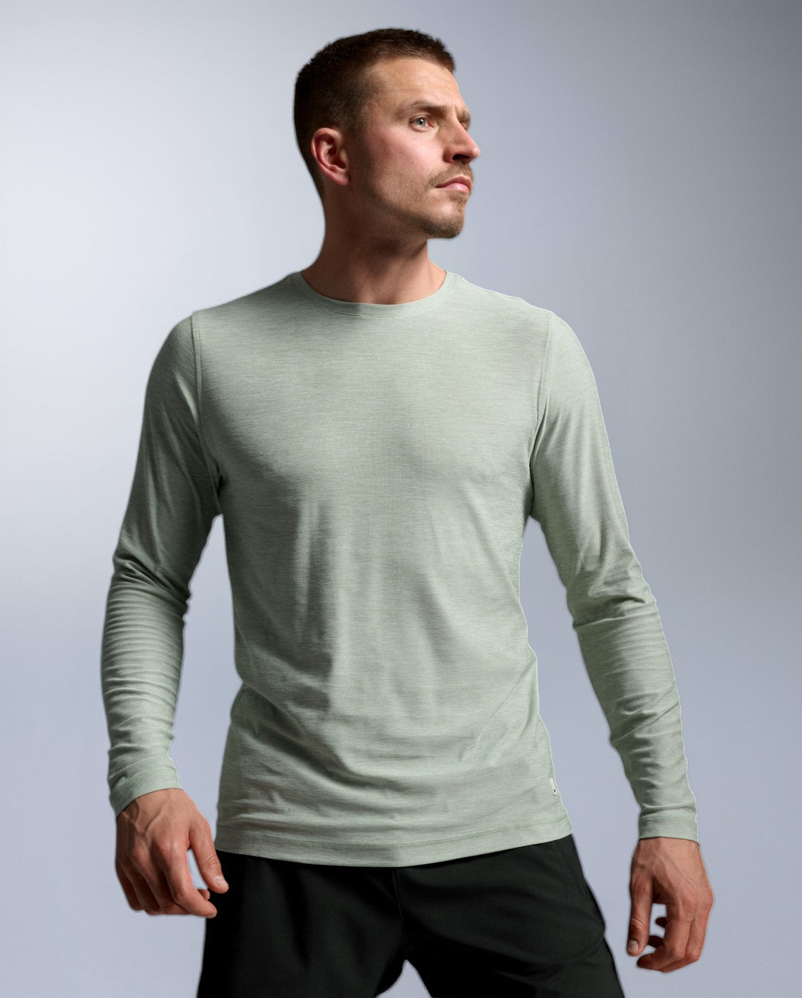 2xu-signature-long-sleeve-maglia-uomo-verde-899787 image 4