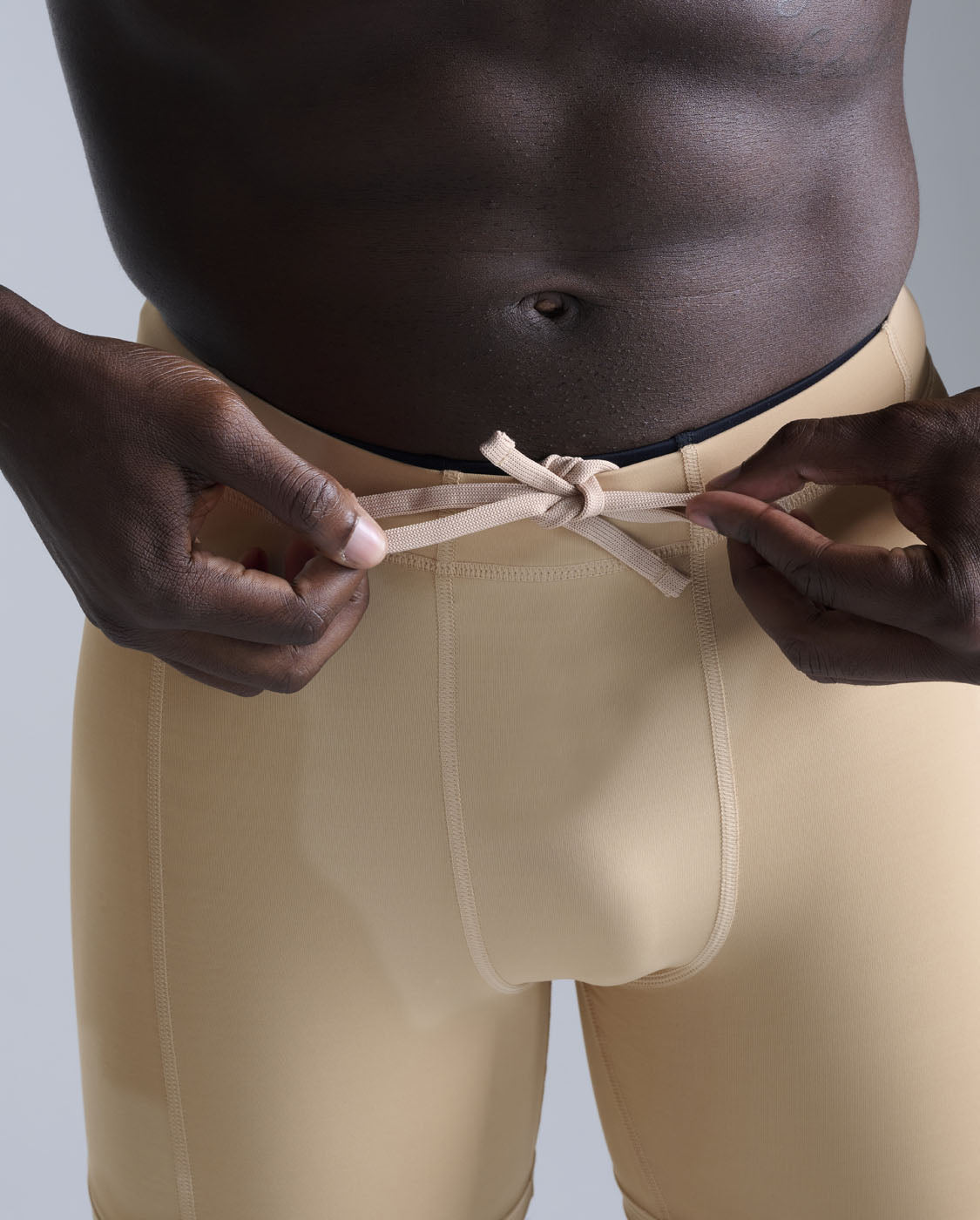 2xu-core-compression-shorts-1-2-beige image 4