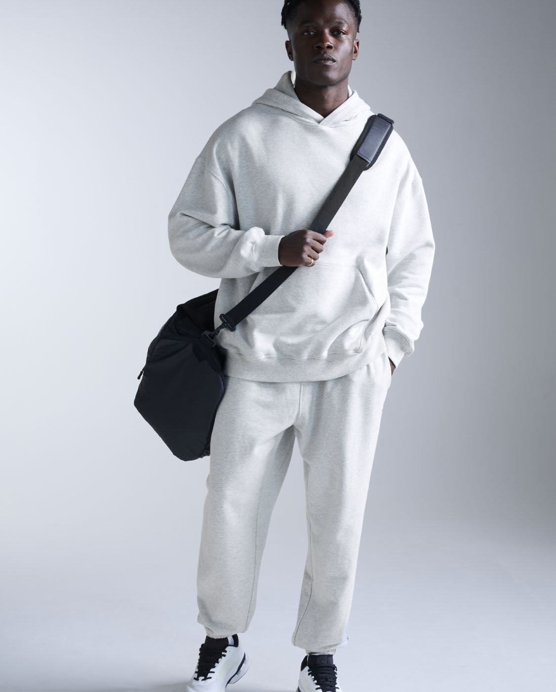 2xu-ez-oversized-organic-cotton-trackpants-pantaloni-tuta-uomo-grigio image 7