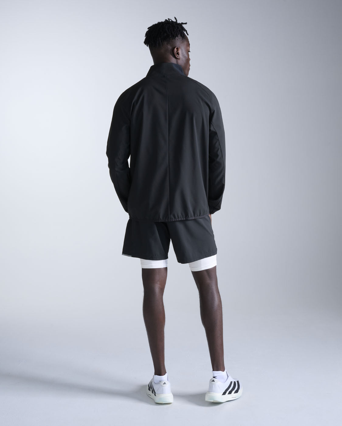 2xu-aero-jacket-giacca-running-uomo-nero image 7