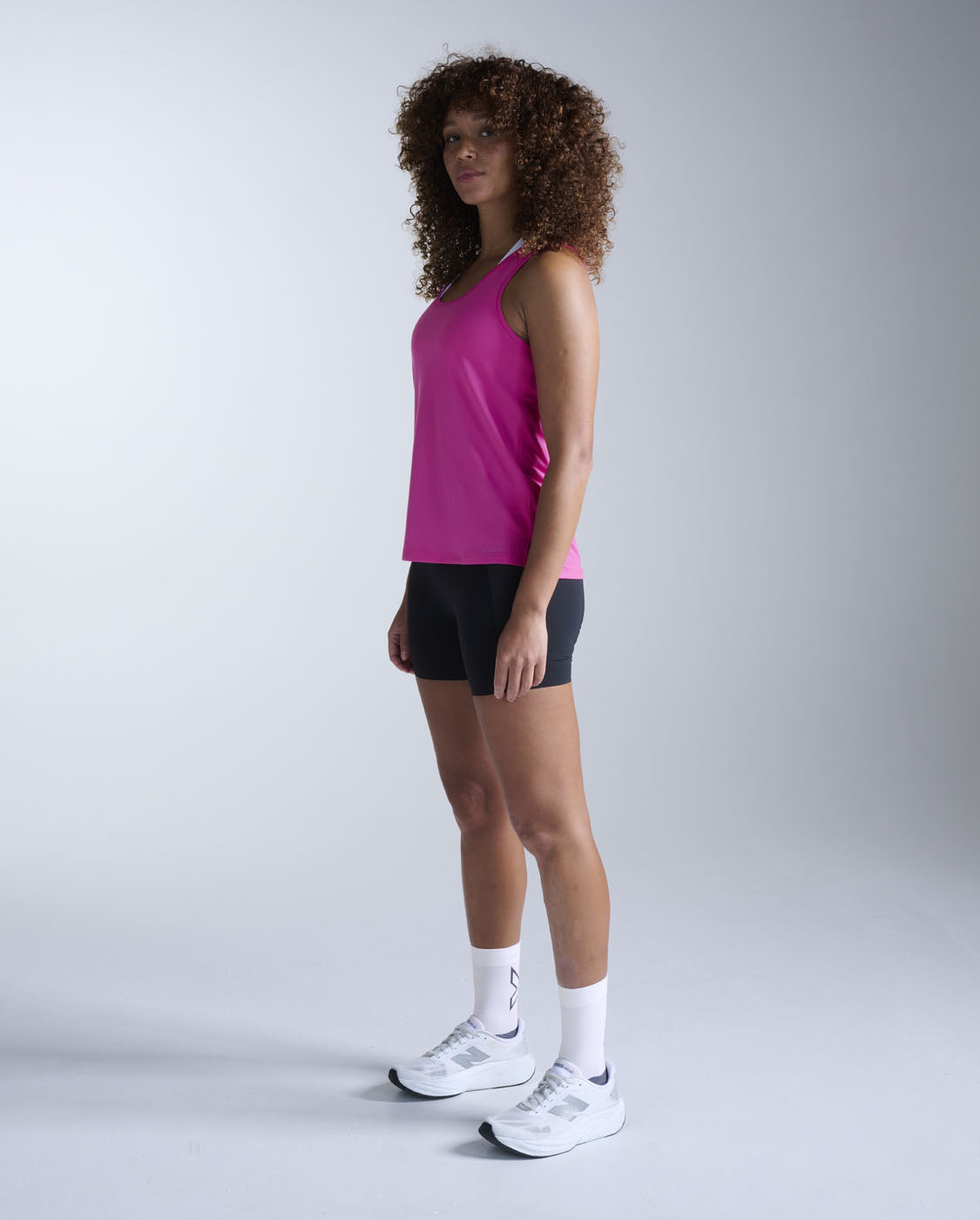2xu-aero-singlet-canotta-running-donna-rosa-viola image 6