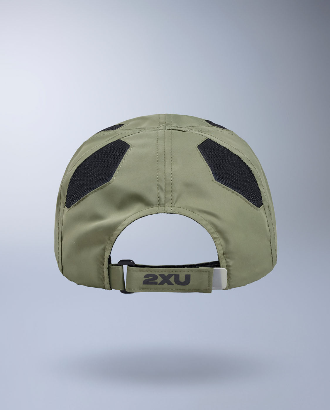 2xu-run-cap-cappellino-running-unisex-verde image 3