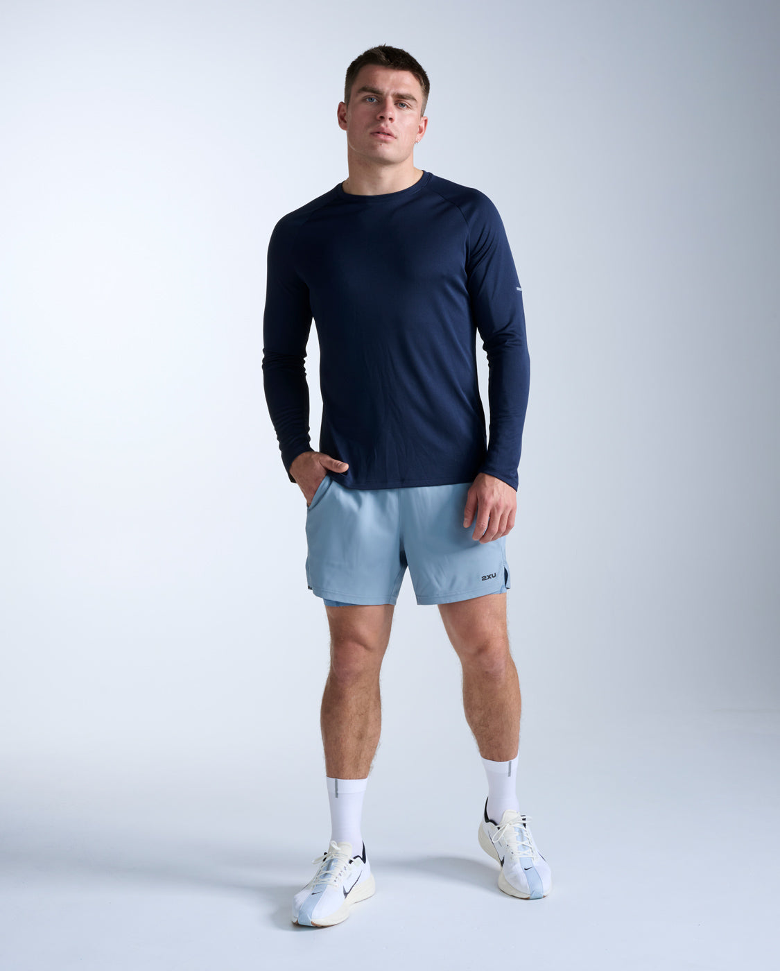 2xu-aero-long-sleeve-maglia-running-manica-lunga-blu-navy image 7