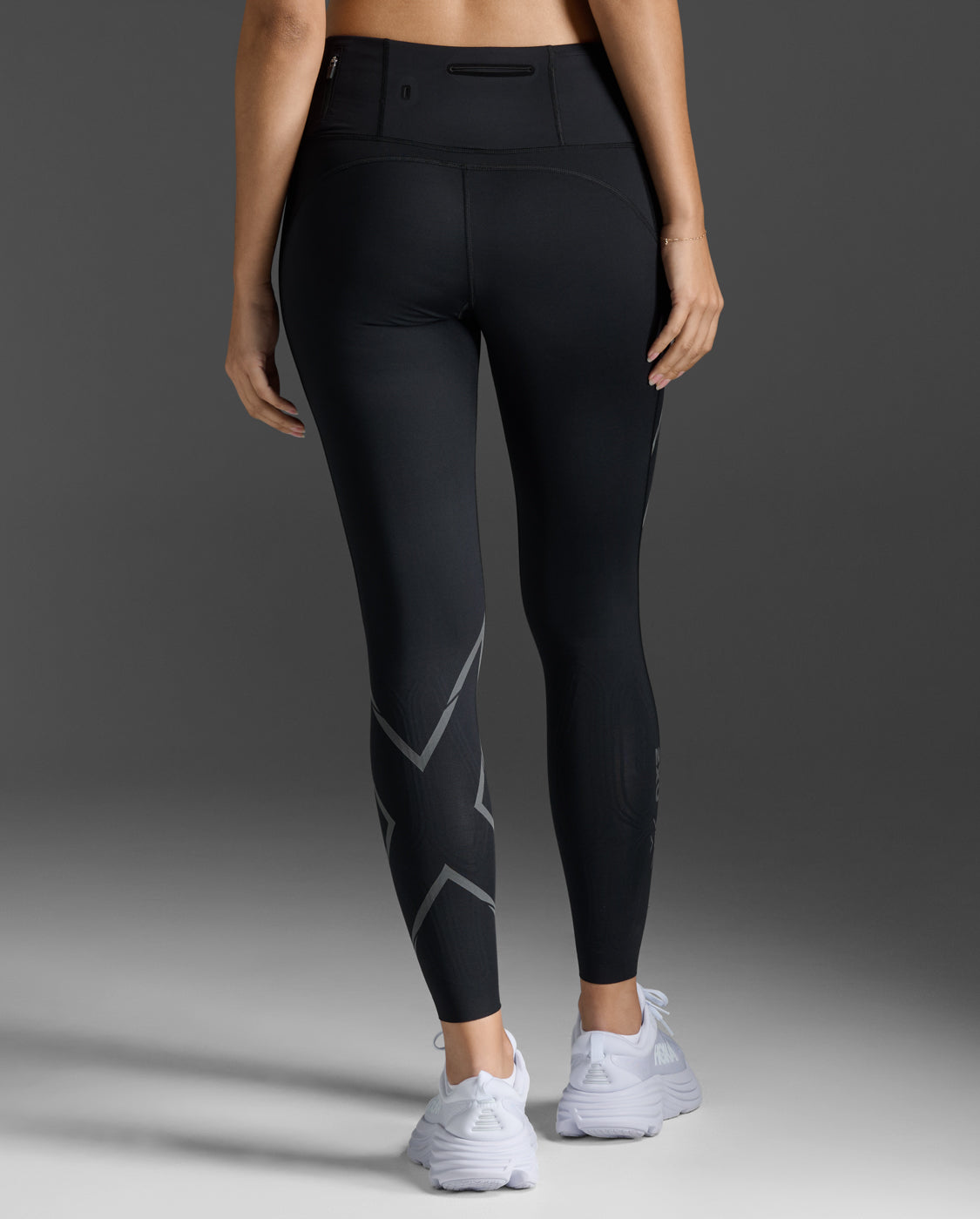 2xu-light-speed-mid-rise-compression-tights-running-nero image 2
