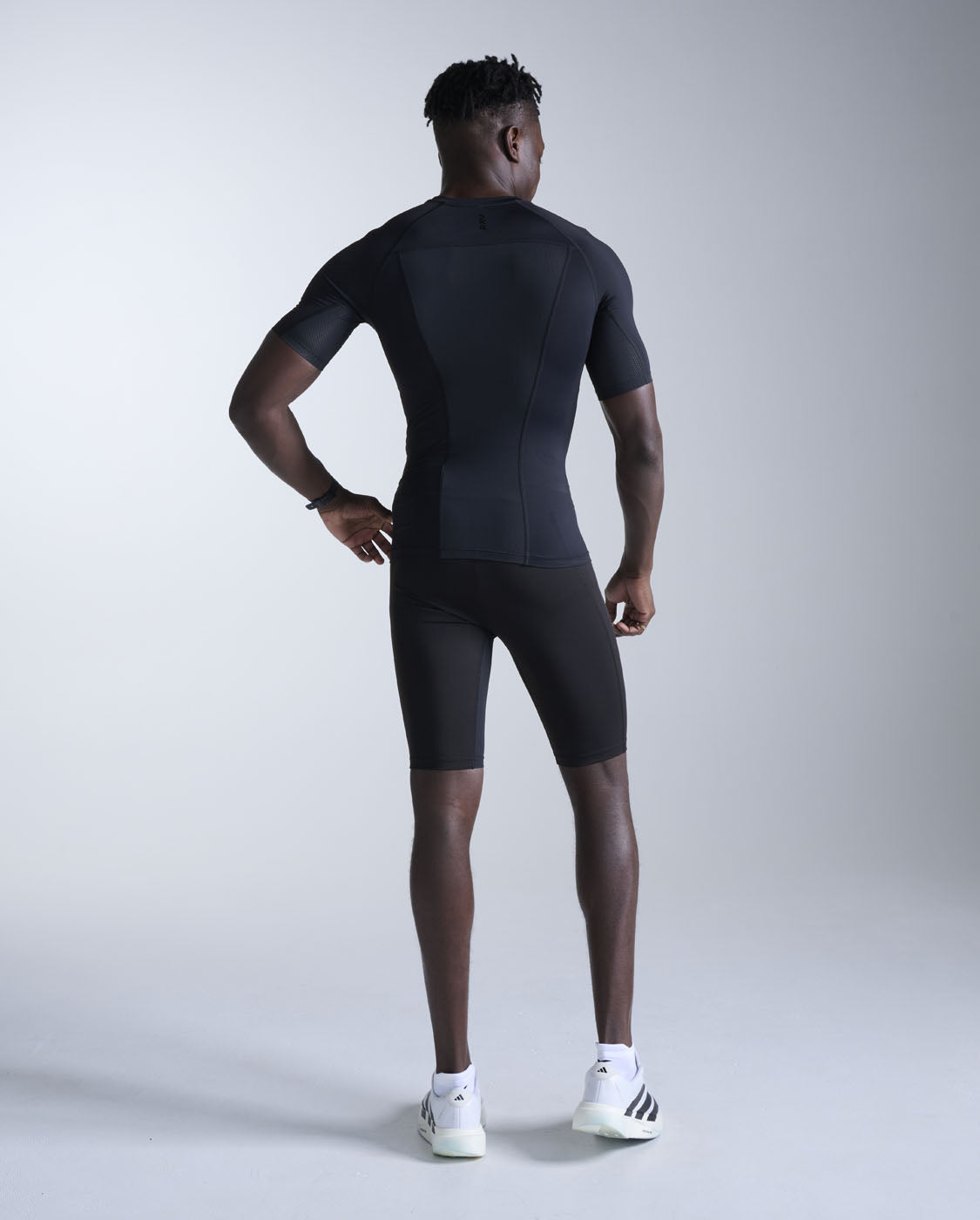 2xu-core-compression-short-sleeve-nero-maglia-compressione image 5