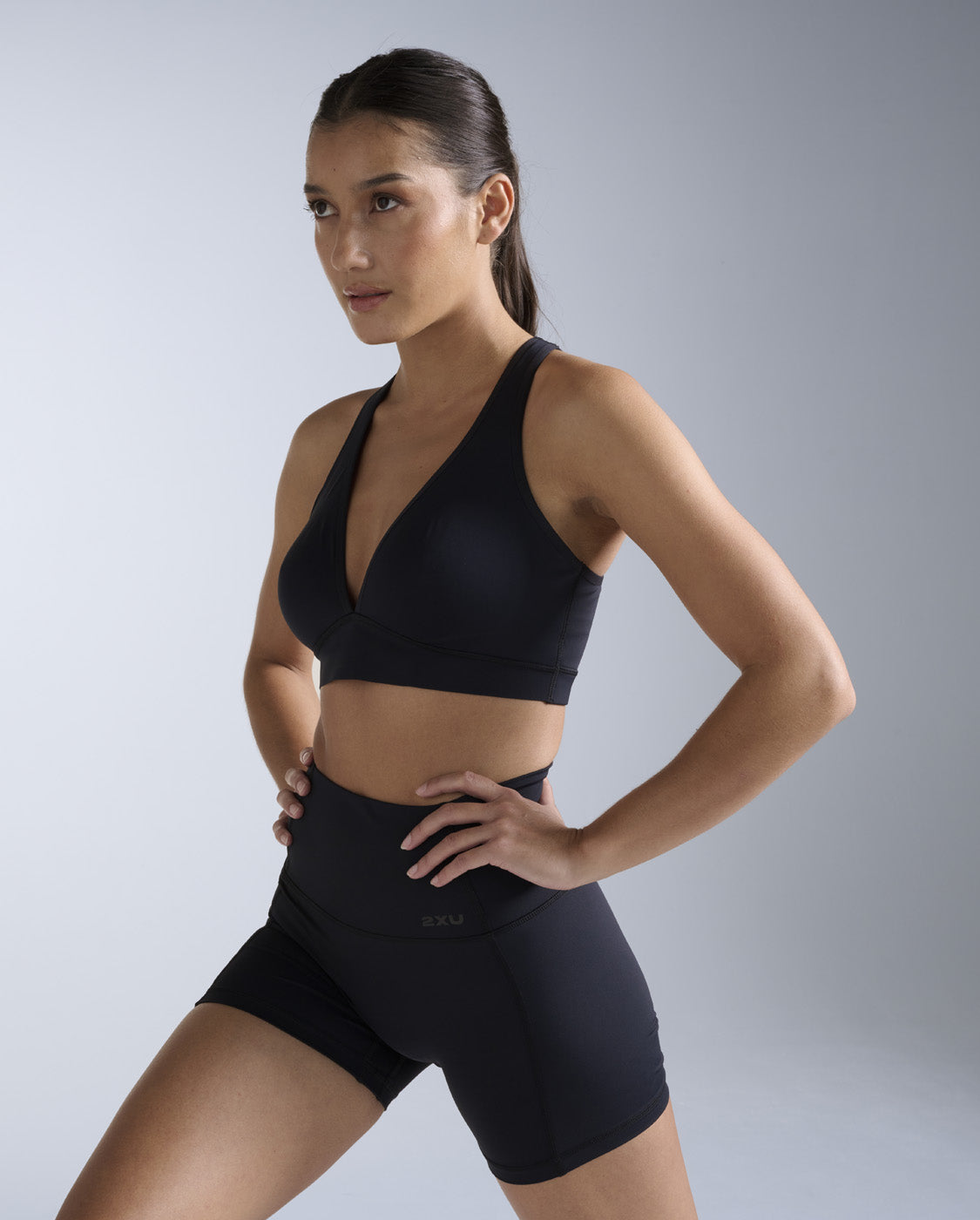2xu-feather-flex-bonded-cross-back-bra-donna-nero-profondo-v image 4