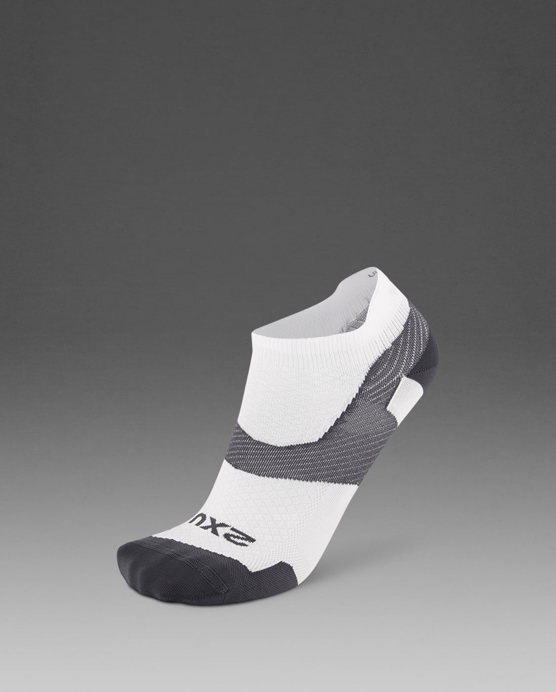 2xu-vectr-ultralight-no-show-calzini-compressione-corti image 1
