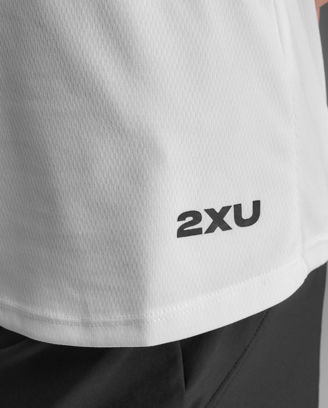 2xu-aspire-singlet-donna-canotta-training-bianca image 8