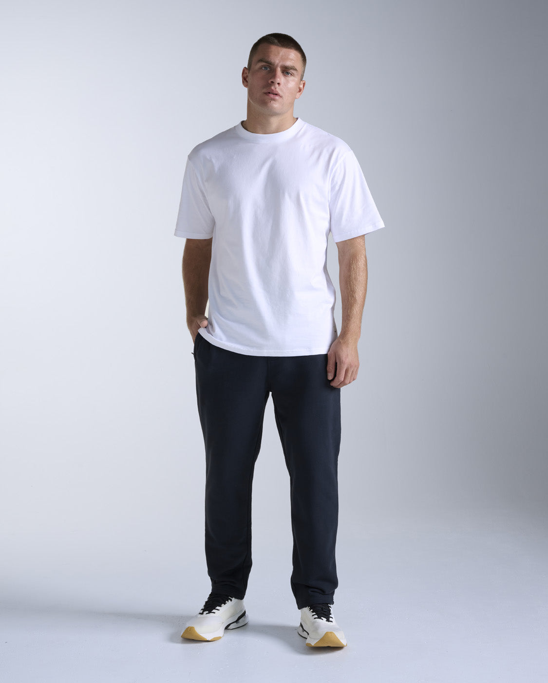 2xu-ez-straight-leg-organic-cotton-trackpants-nero-pantaloni-tuta-cotone-bio image 4