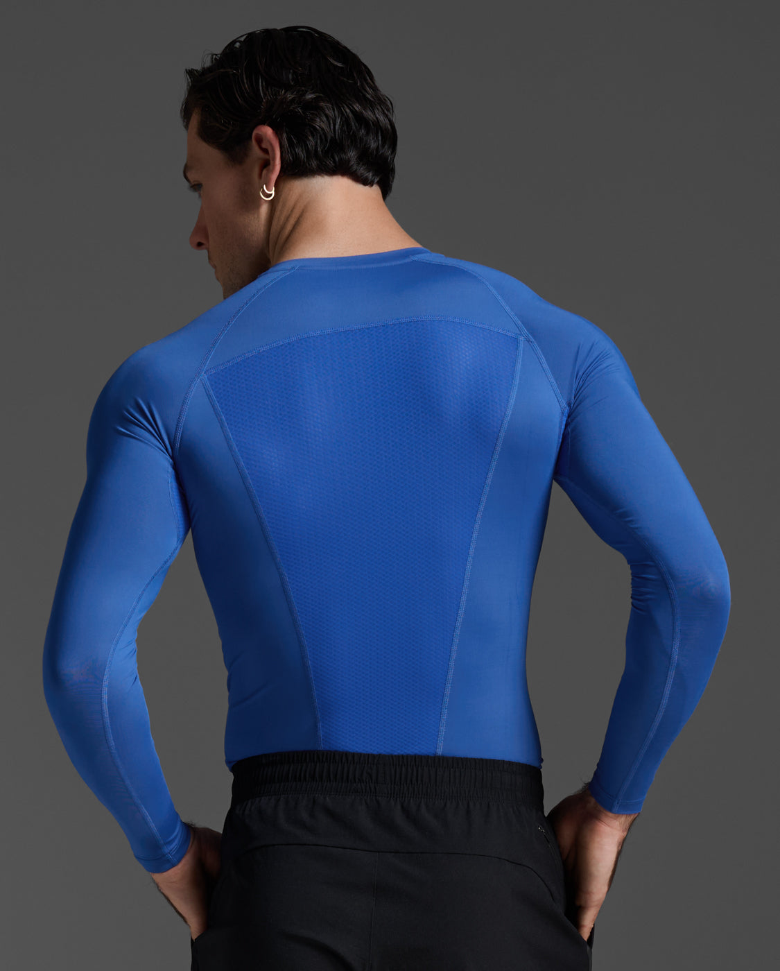 2xu-core-compression-long-sleeve-maglia-compressione-uomo-blu image 2