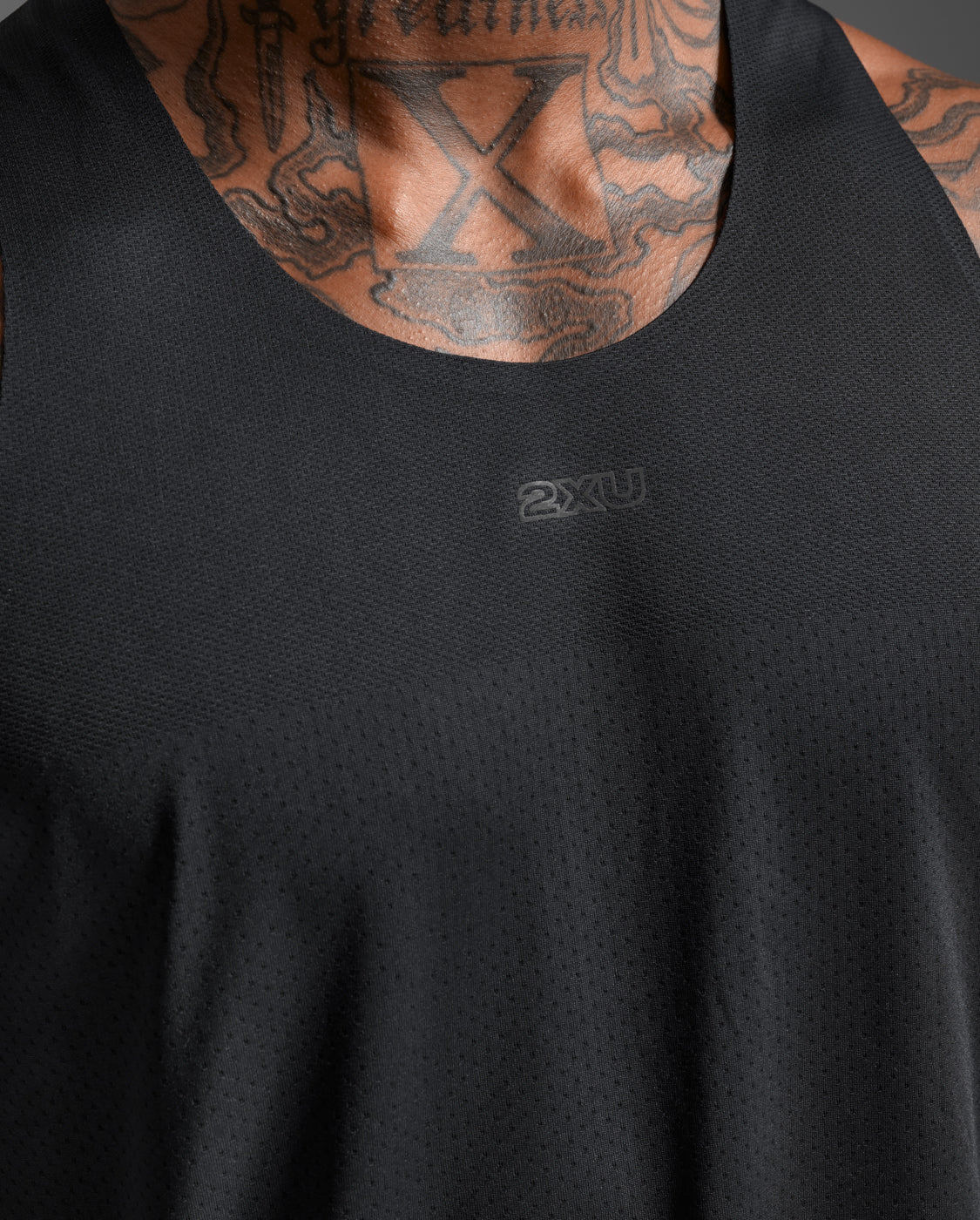 2xu-light-speed-tech-singlet-canotta-running-nero-ultraleggera-riflettente image 7
