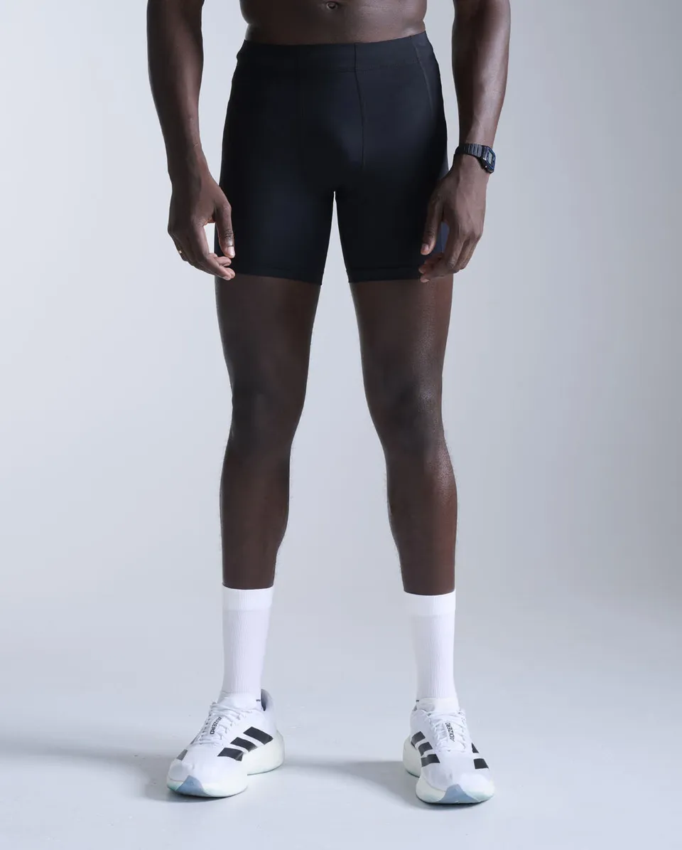 2xu-core-compression-1-2-shorts-mezzi-pantaloncini-compressivi image 1