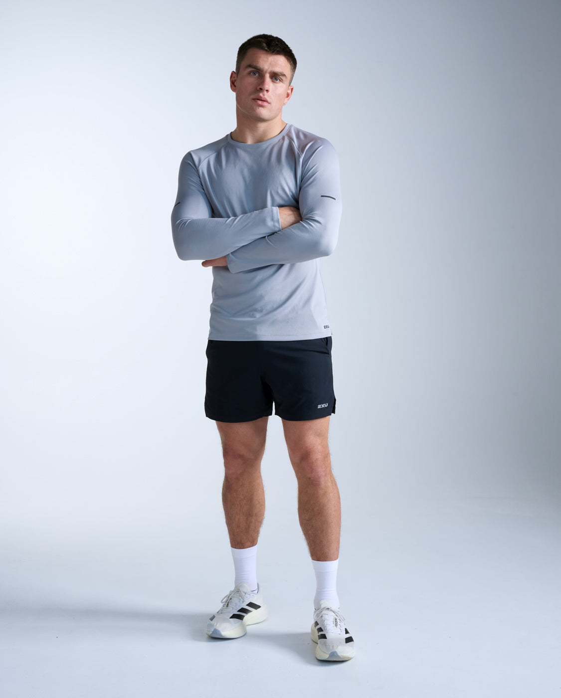 2xu-aero-long-sleeve-maglia-running-manica-lunga-grigio image 6