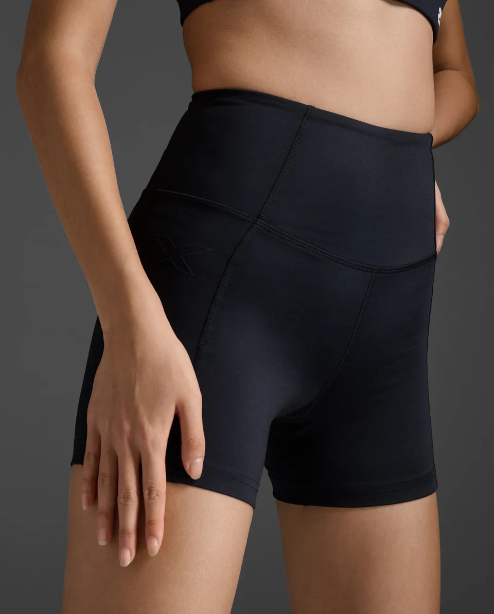 2xu-form-soft-touch-hi-rise-compression-4-shorts-nero-donna image 1