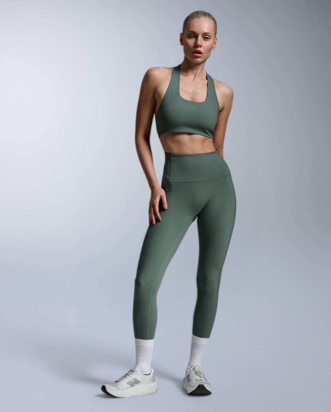 2xu-form-racerback-reggiseno-sportivo-impatto-medio-verde image 3