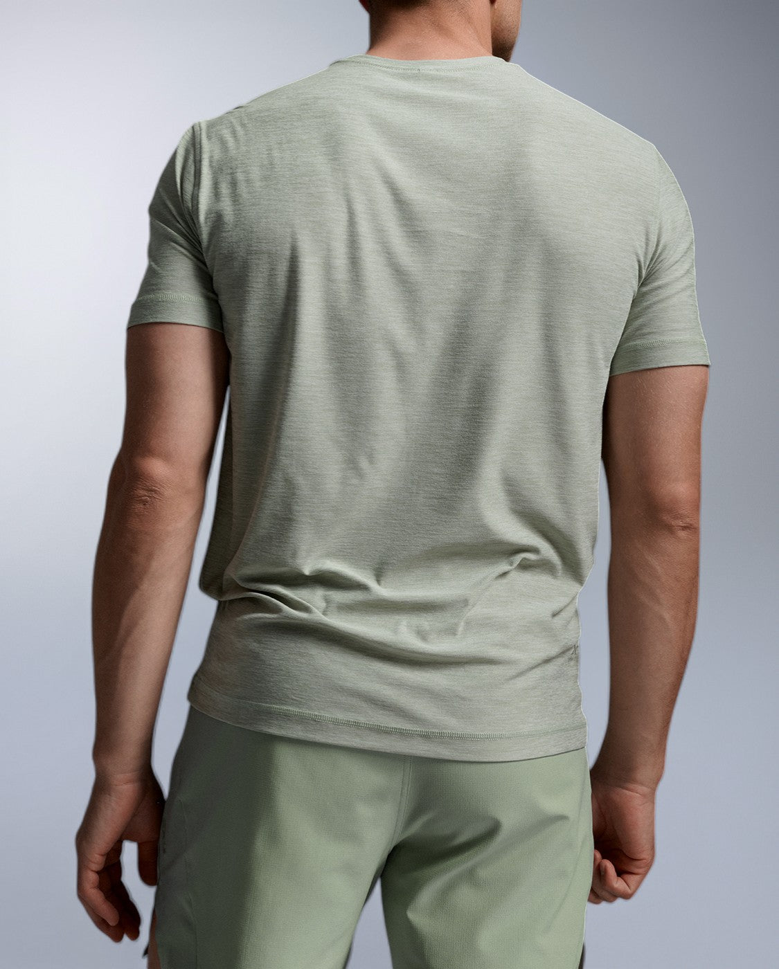 2xu-signature-tee-verde-maglietta-training-uomo-jersey-morbido image 4