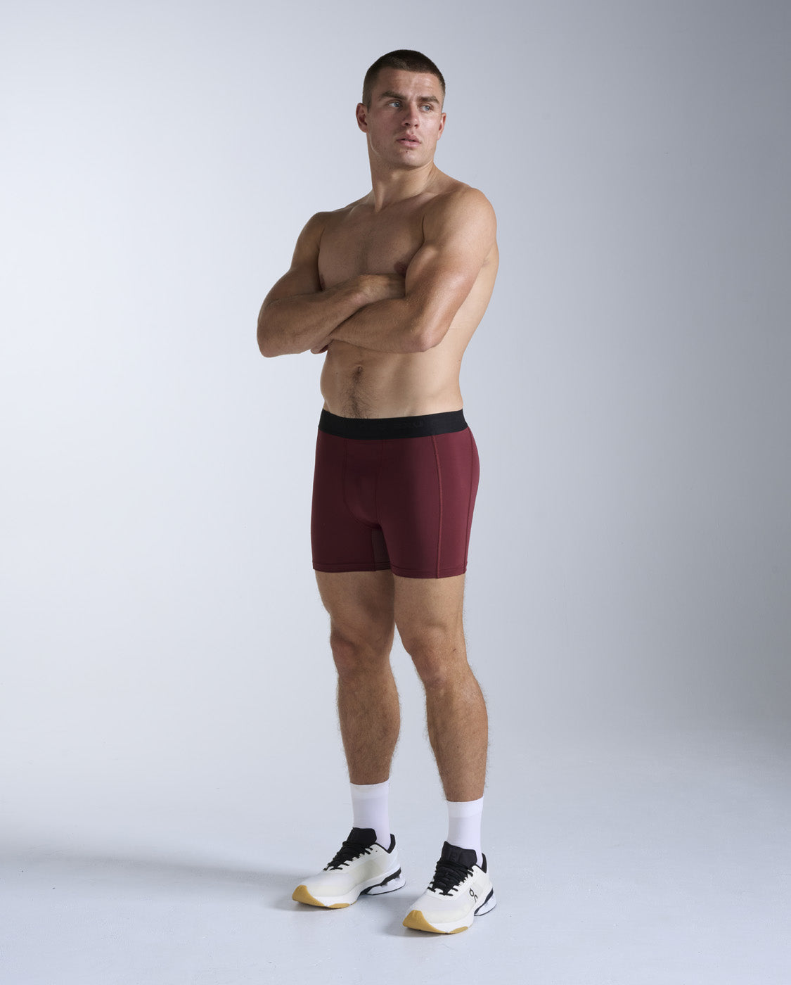 2xu-base-layer-compression-1-2-shorts-bordeaux image 6
