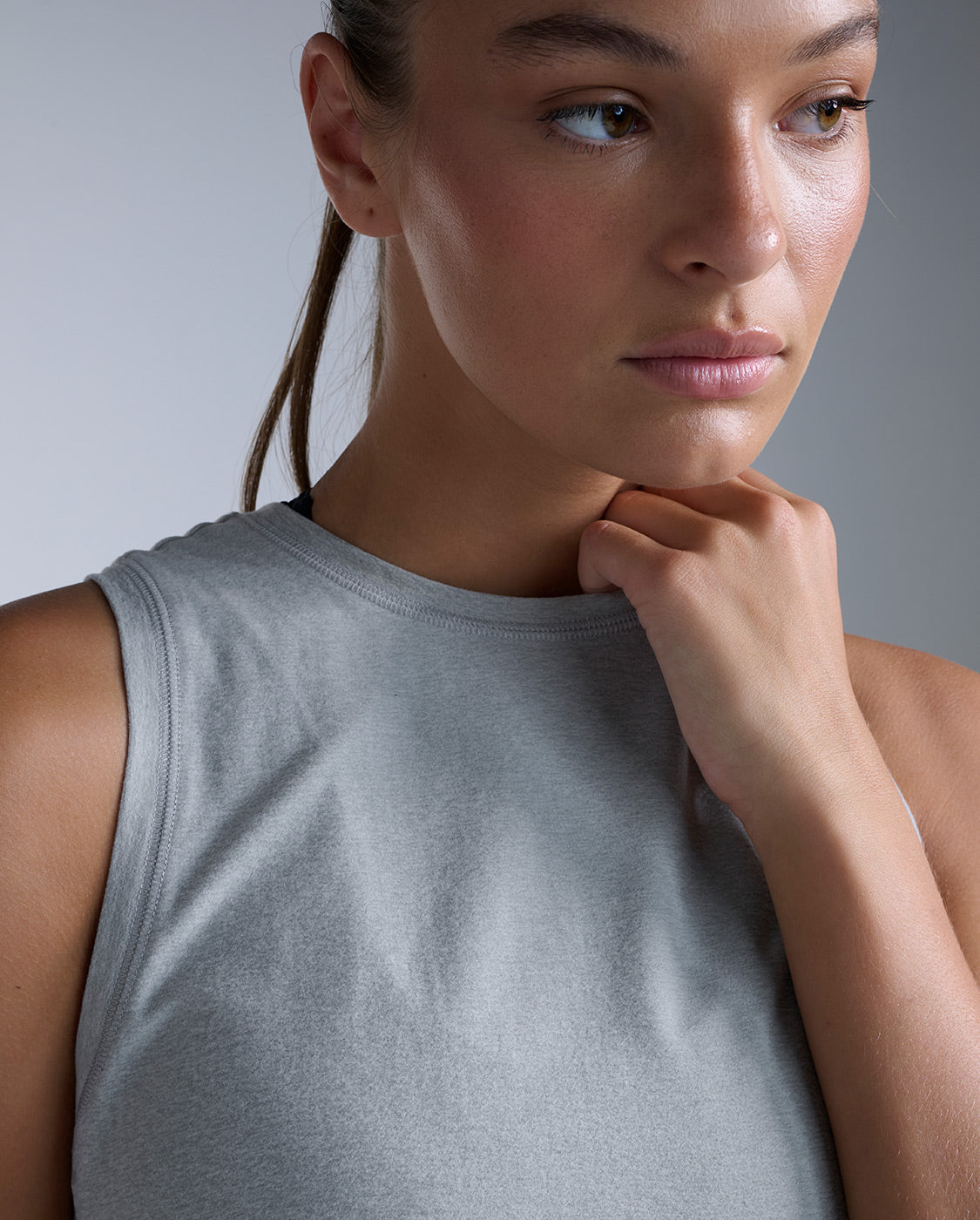 2xu-form-soft-jersey-canotta-relaxed-donna-grigia image 3