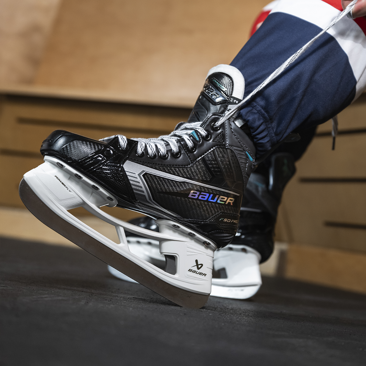 bauer-supreme-f50-pro-pattini-da-hockey-su-ghiaccio-intermediate image 5