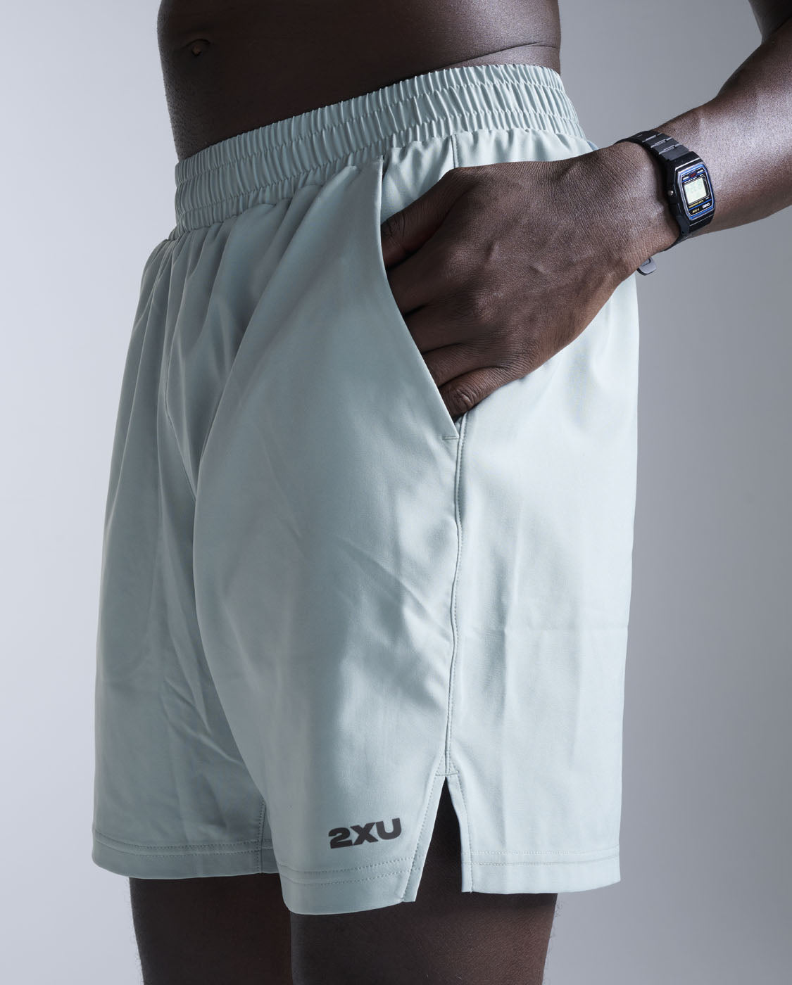 2xu-aero-shorts-running-7-pollici-uomo-blu image 6