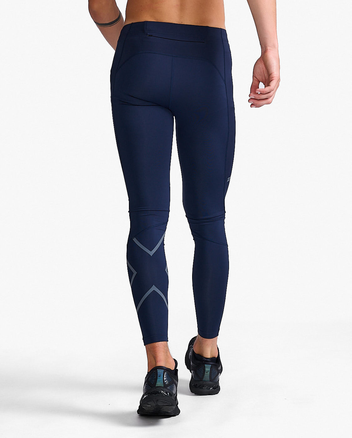 2xu-aero-compression-tights-da-running-base-navy image 3