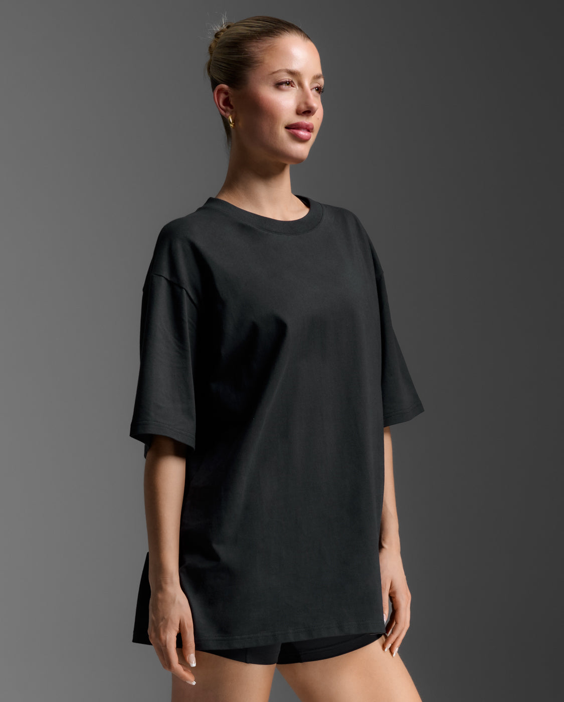 2xu-ez-oversized-t-shirt-in-cotone-organico-nero image 4