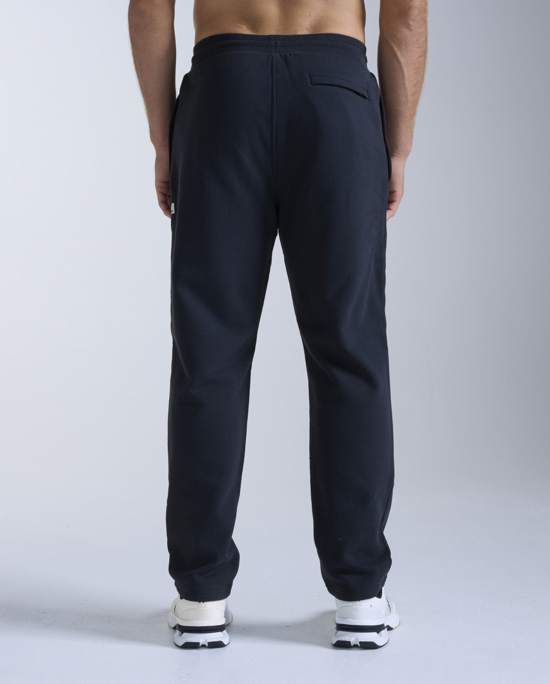 2xu-ez-straight-leg-organic-cotton-trackpants-nero-pantaloni-tuta-cotone-bio image 3