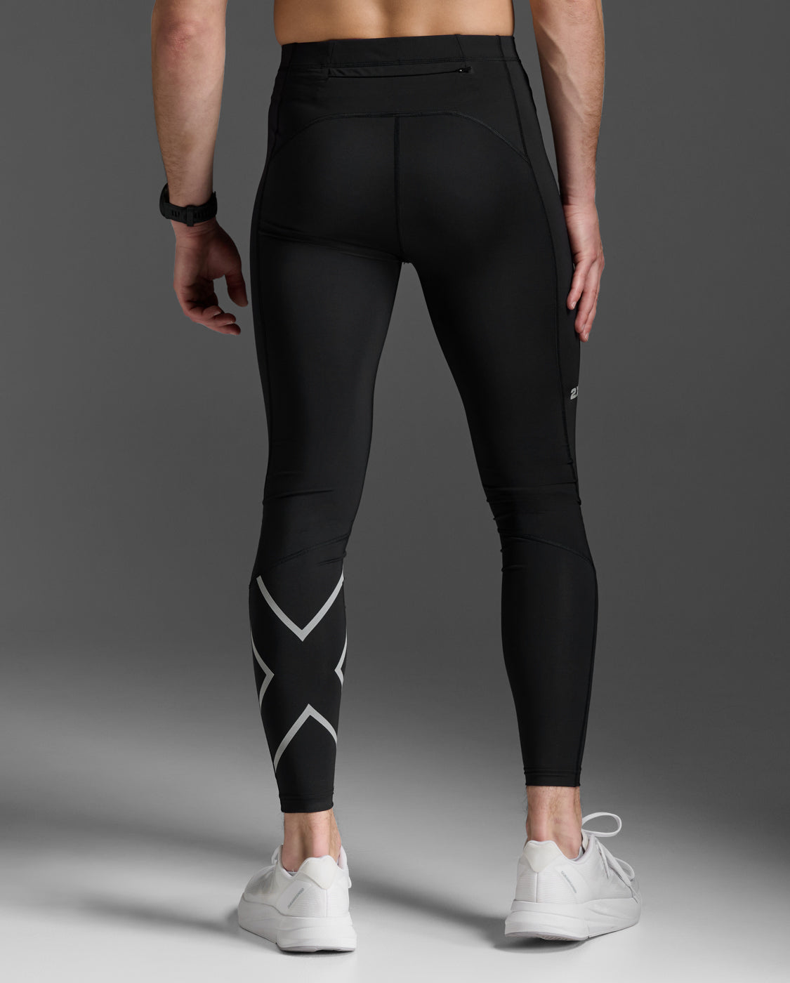 2xu-aero-compression-tights-nero-con-heiq-smart-temp image 2