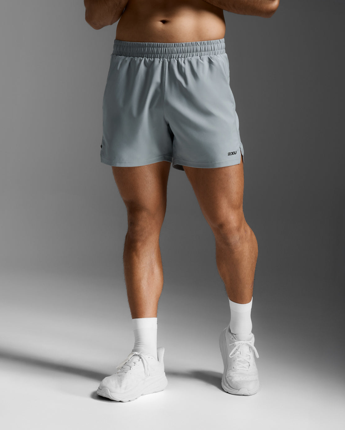 2xu-aero-shorts-5-pollici-senza-slip-interno-grigio-slim image 1