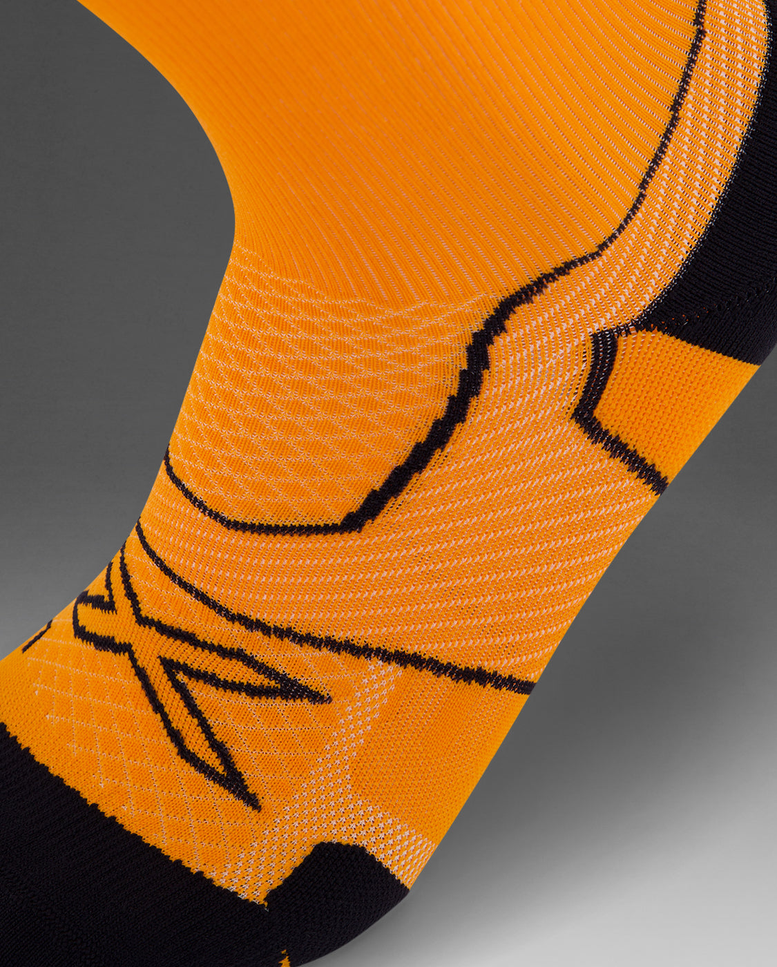 2xu-vectr-cushion-crew-socks-calze-running-arancioni image 2