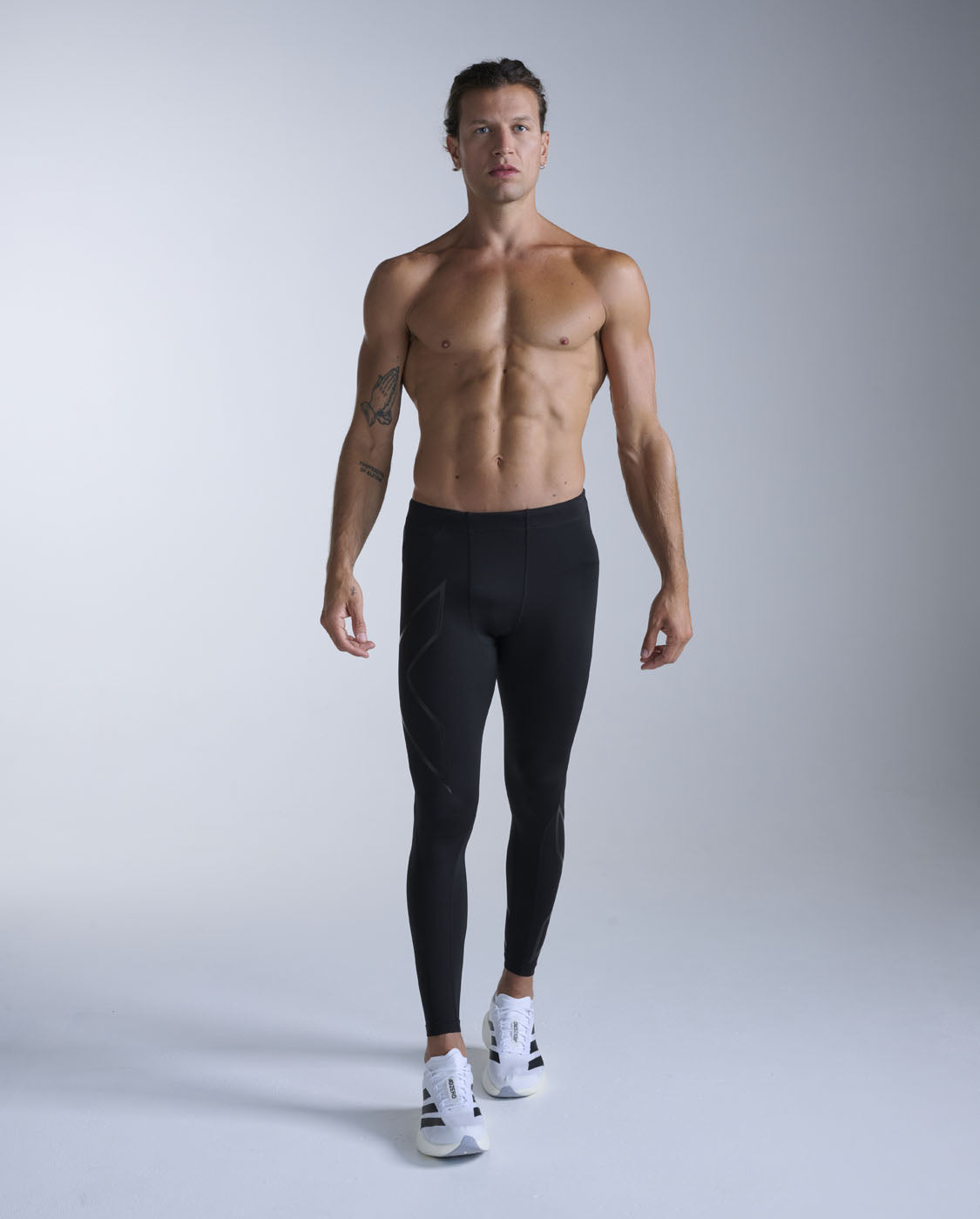 2xu-core-compression-tights-neri image 1