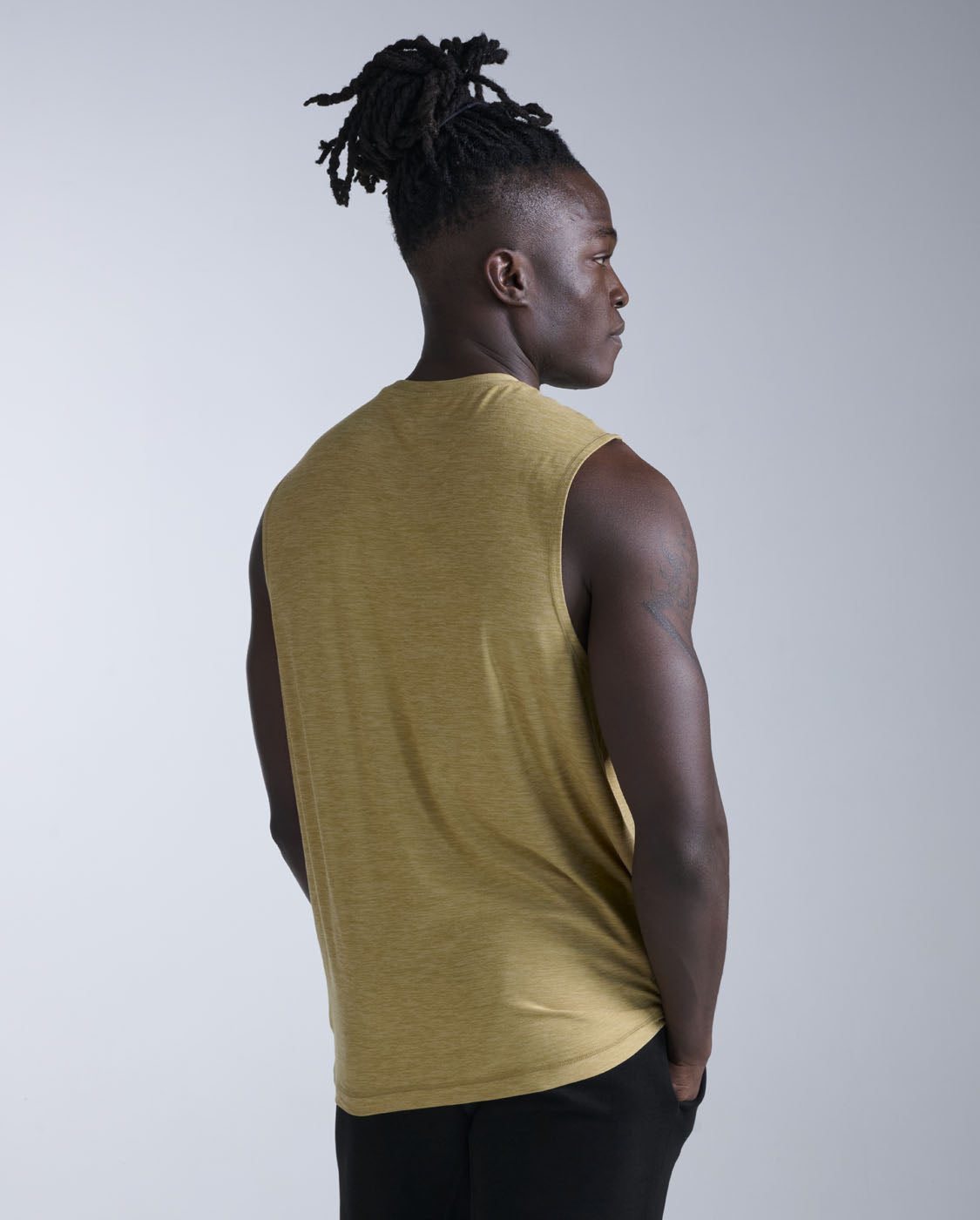 2xu-signature-tank-canotta-training-jersey-beige image 3