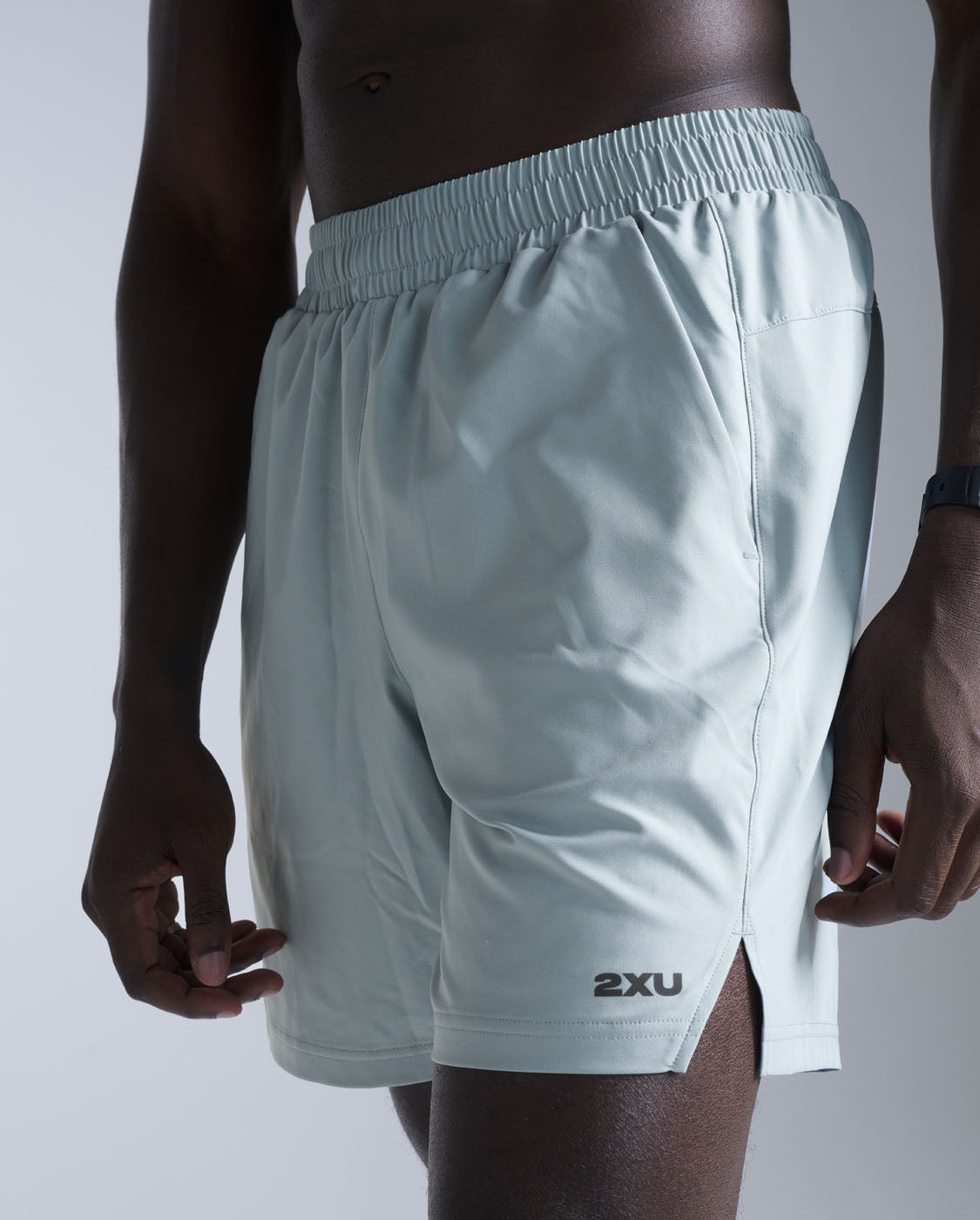 2xu-aero-shorts-running-7-pollici-uomo-blu image 5