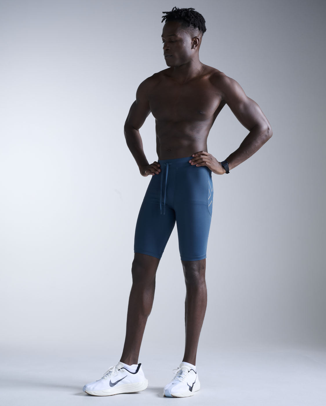 2xu-aero-mesh-compression-shorts-shorts-compressivi-con-tasche image 4