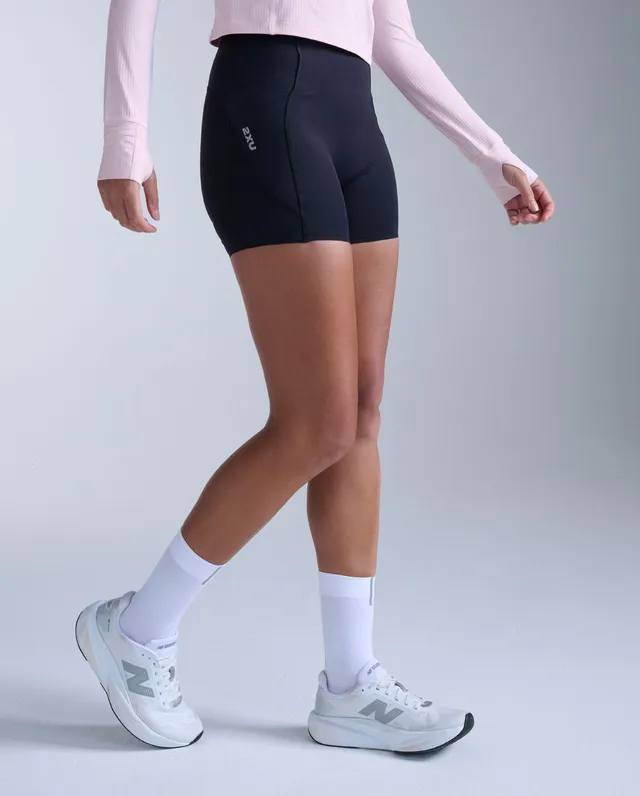 2xu-aero-mesh-hi-rise-compression-4-inch-shorts-nero image 1