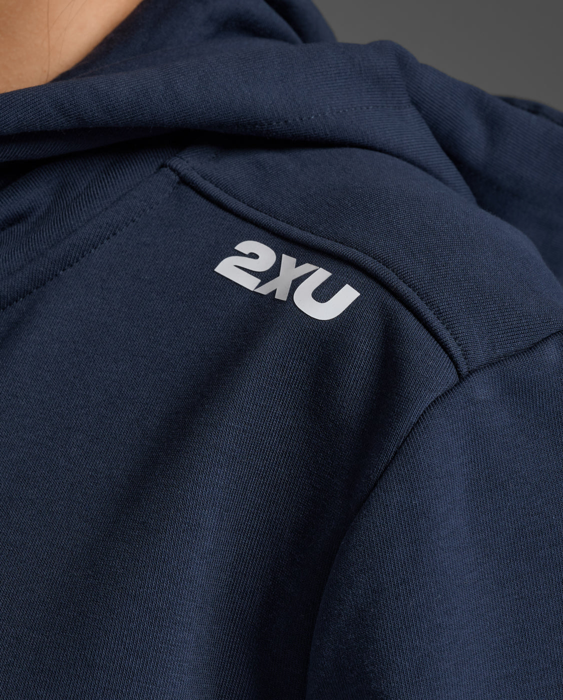 2xu-aspire-full-zip-hoodie-felpa-donna-blu-navy image 8