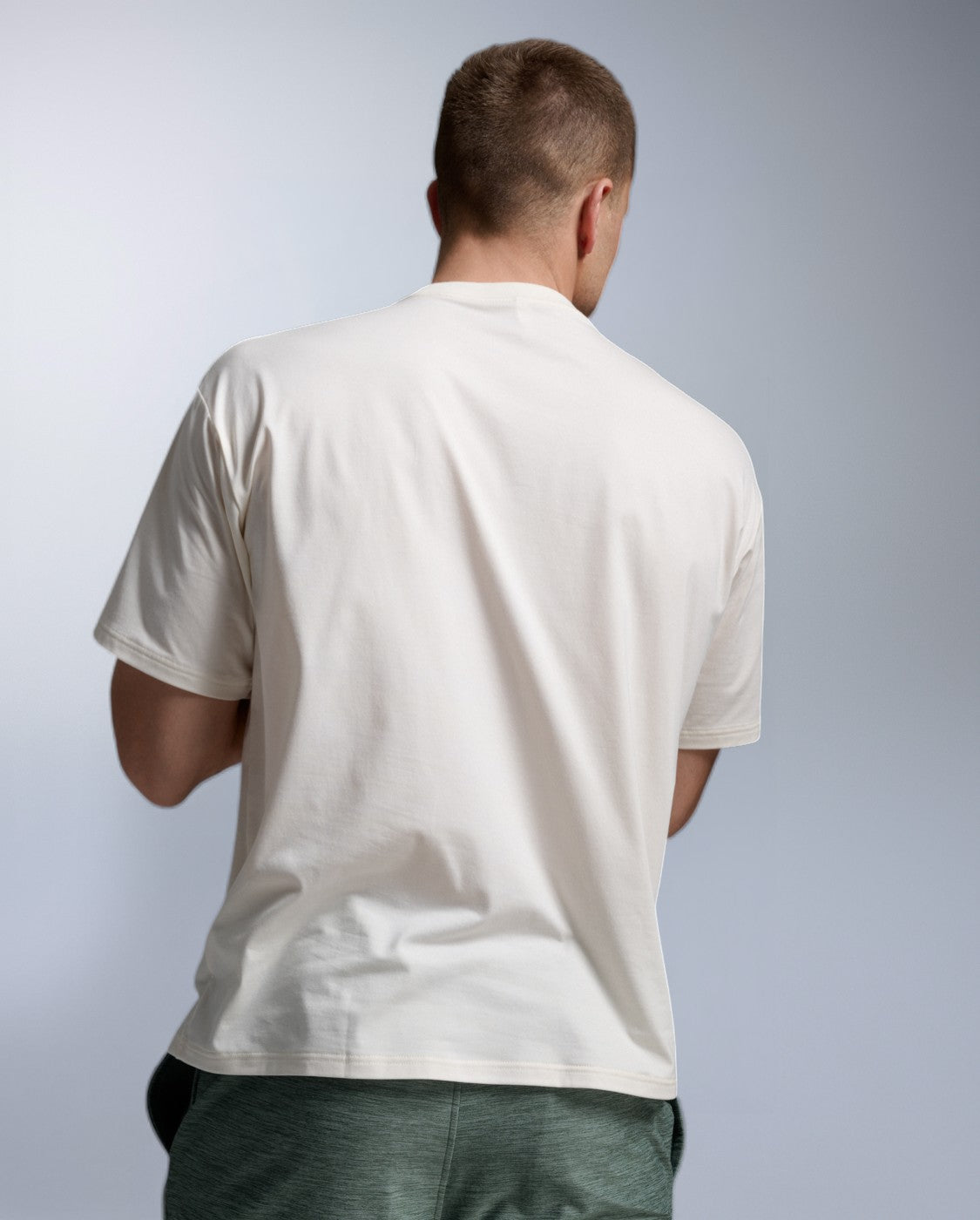 2xu-motion-oversized-tencel-tee-t-shirt-oversize image 3