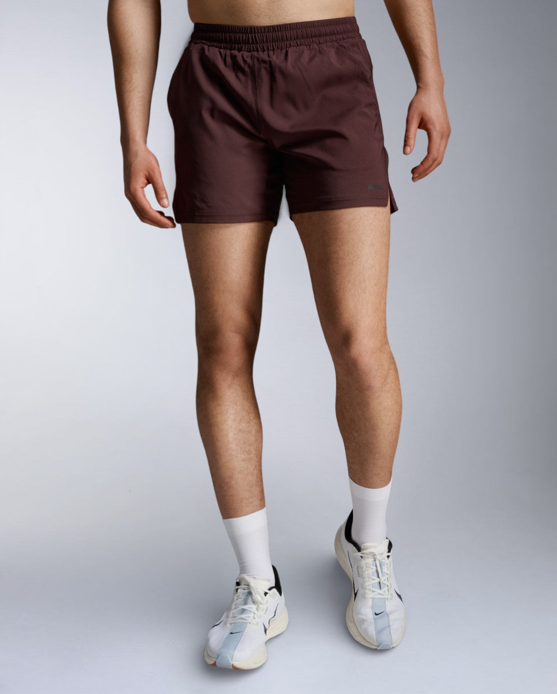 2xu-aero-5-inch-shorts-running-uomo-slim image 1