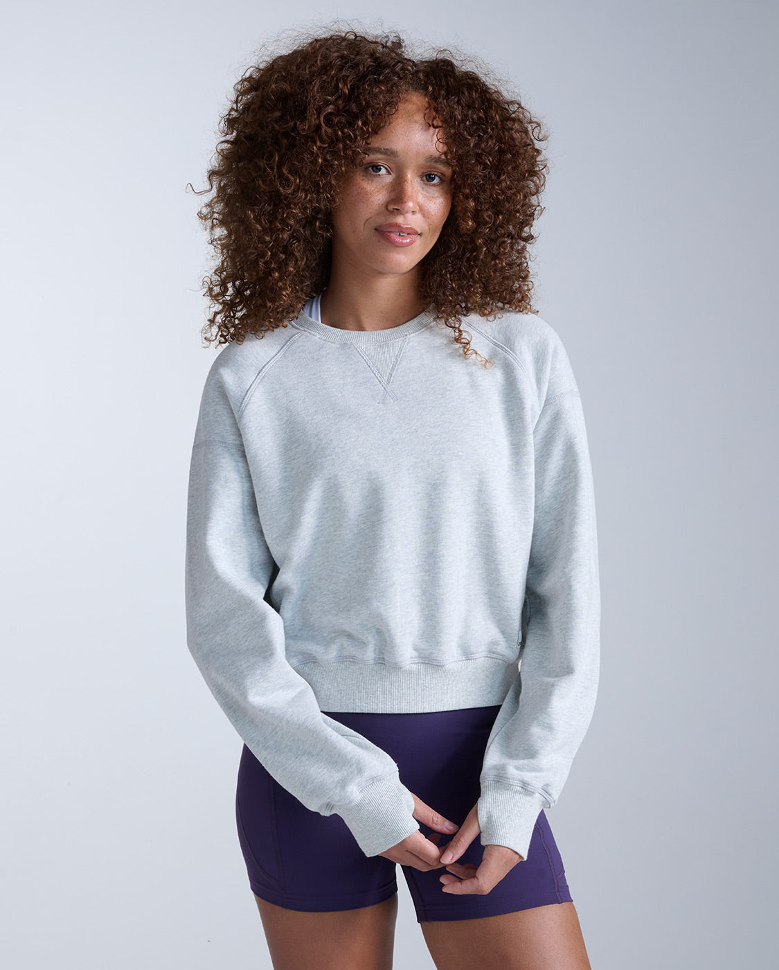 2xu-ez-organic-cotton-ribbed-crew-felpa-donna-cotone-bio-grigia image 1