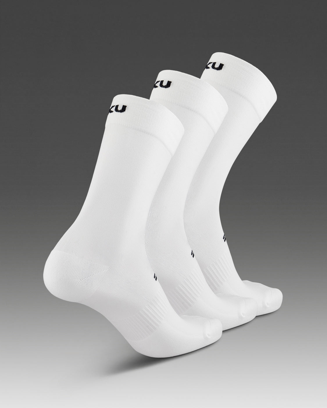 2xu-crew-socks-3-pack-calze-running-uomo-bianco image 2