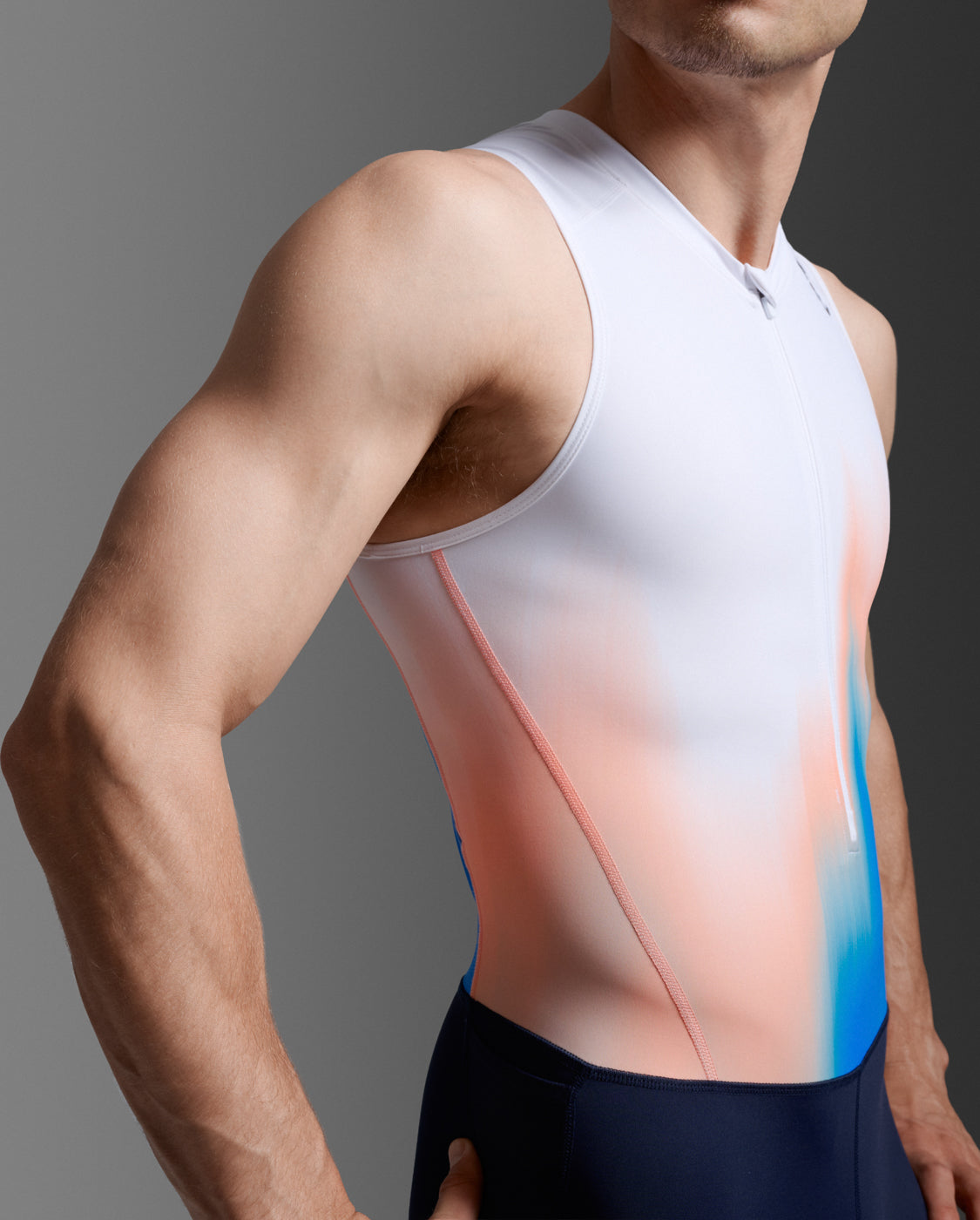 2xu-core-trisuit-tuta-triathlon-leggera image 6