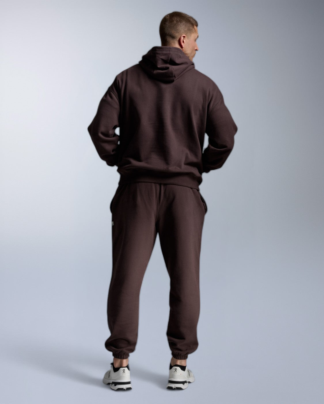 2xu-ez-oversized-organic-cotton-hoodie-felpa-unisex-marrone image 6