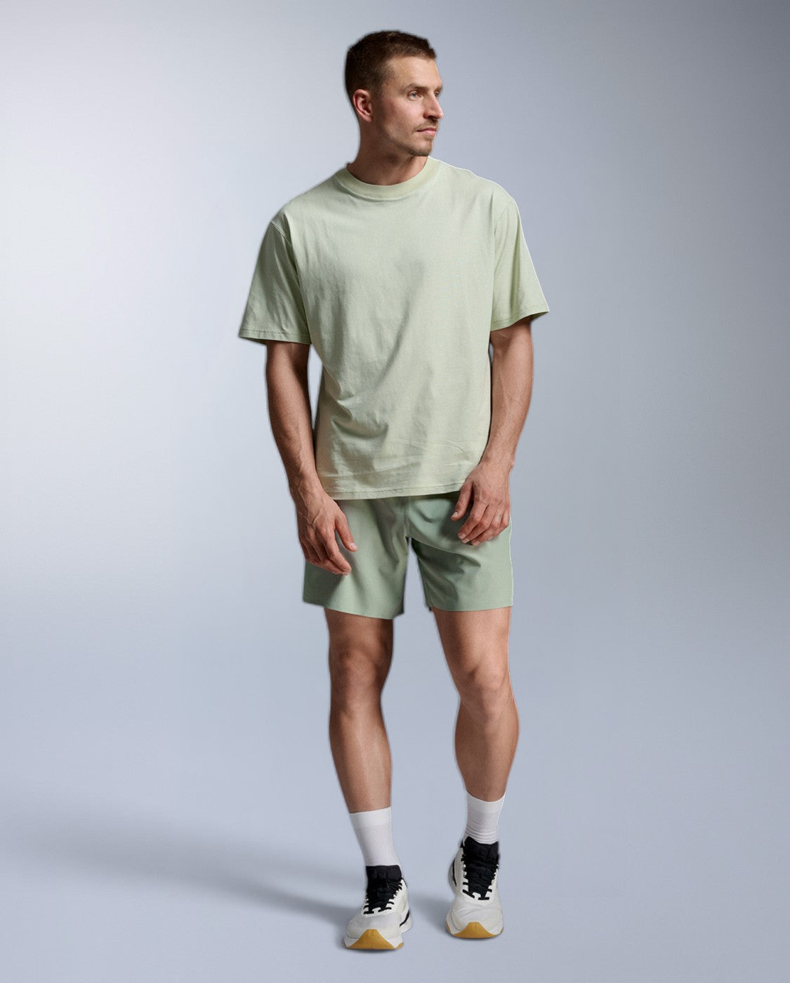 2xu-motion-7-inch-unlined-shorts-uomo-pantaloncini-training-verde image 6